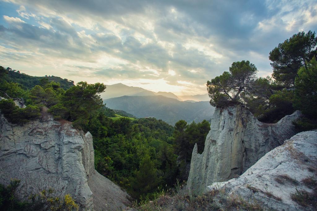 Terre Bianche Appartamenti Dolceacqua Zewnętrze zdjęcie